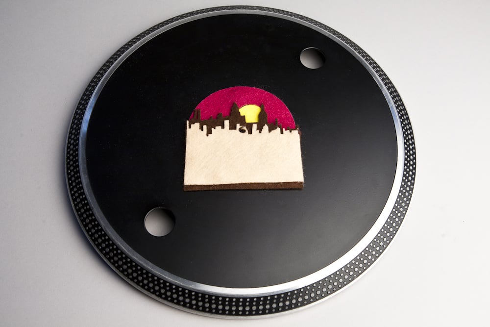 Haroon Mirza - Slipmat, 2010