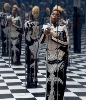 Carrie Mae Weems - MJB (Mary J. Blige) – Reflection, 2017 - 2020