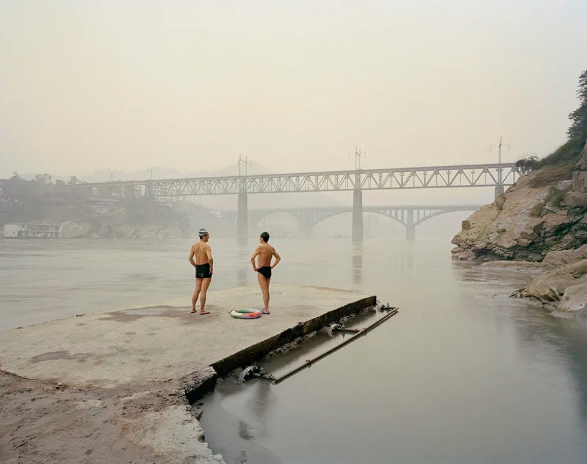 Nadav Kander - Yibin VIII, (Bathers), Sichuan Province - 2007/2021