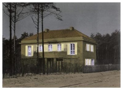 Private Collection - THOMAS RUFF - H.P.B. 01. - 20002002