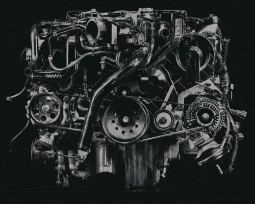 Private Collection - Valérie Belin - untitled (N° 02030612) - Engines - 2002